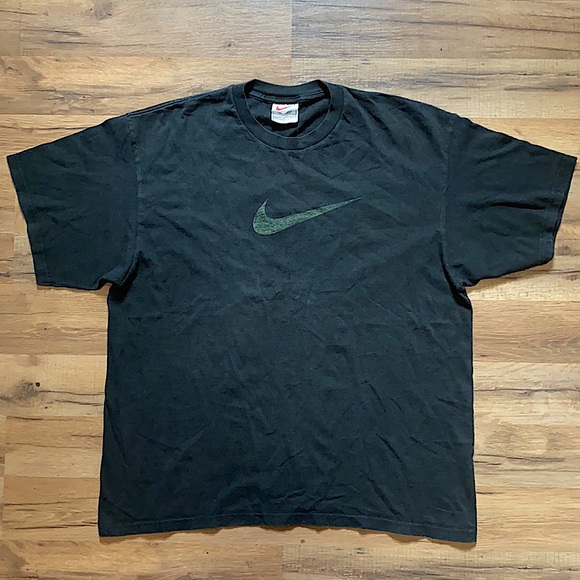 90s center swoosh short sleeve shirt - Picture 2 of 4